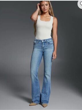 Buckle Black Women’s fit 53 bootcut shaping jeans! Like new! $89 MSRP